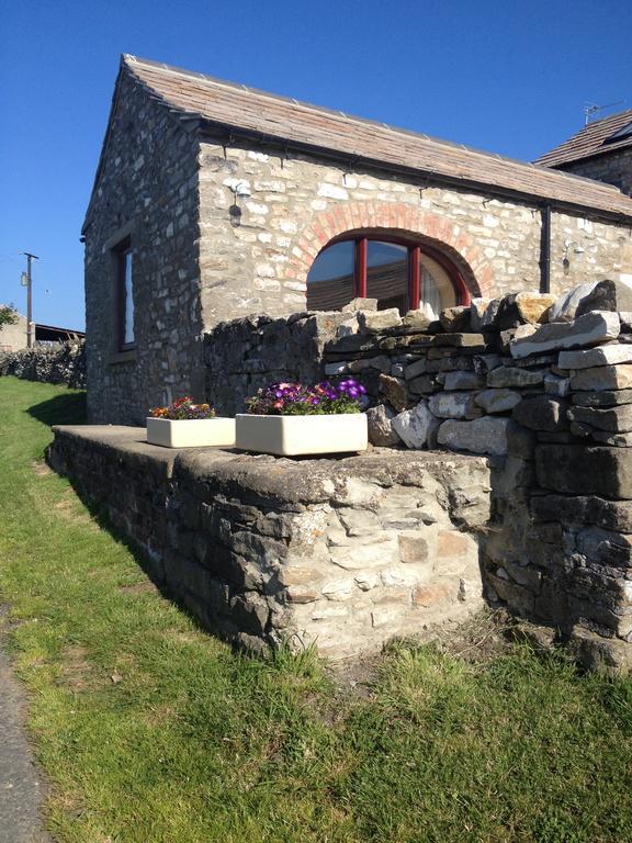 Curlew Barn Bed & Breakfast Leyburn Exterior photo